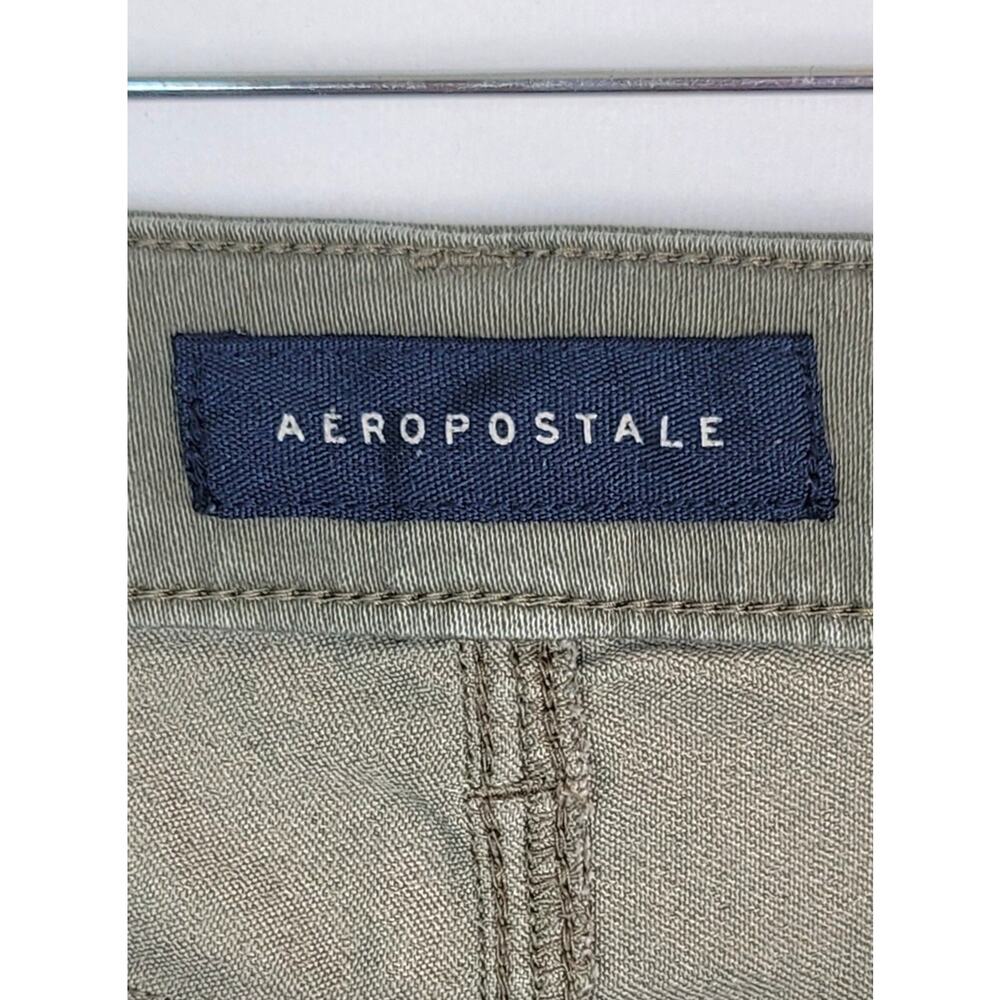 Aeropostale High Waisted Midi Stretchy Cuffed Shorts Olive Green Women's Size 8 - Picture 8 of 11